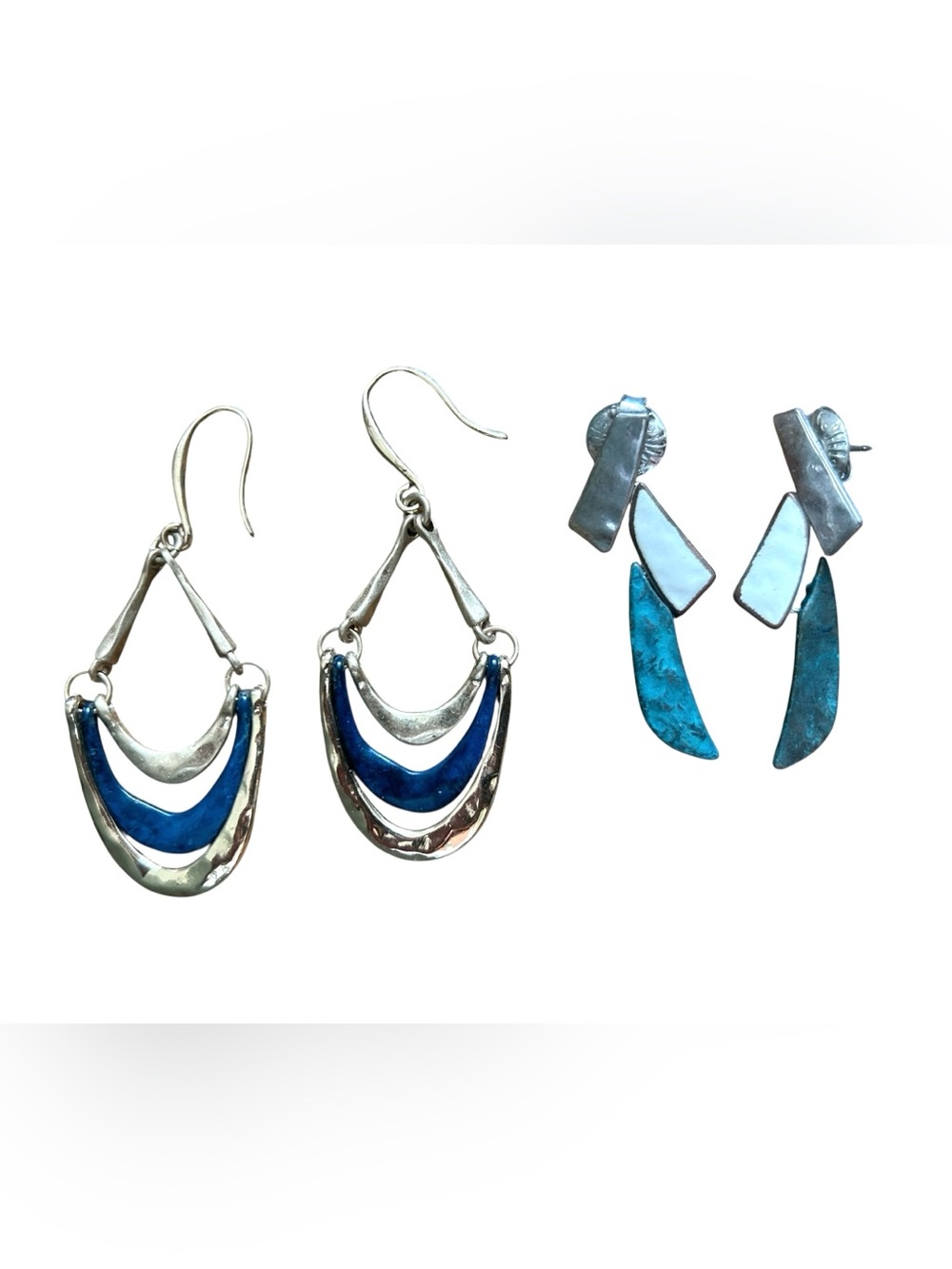 2 blue RLM studio designer drop dangle pierced earrings